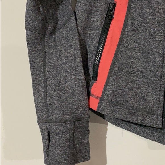 Lululemon define zip sweater in grey and pink - Picture 2 of 7